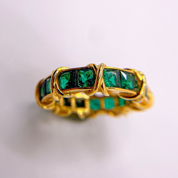 Gold Tone Band Ring with Green Tone Square Cut Stones - Picture 5 of 6